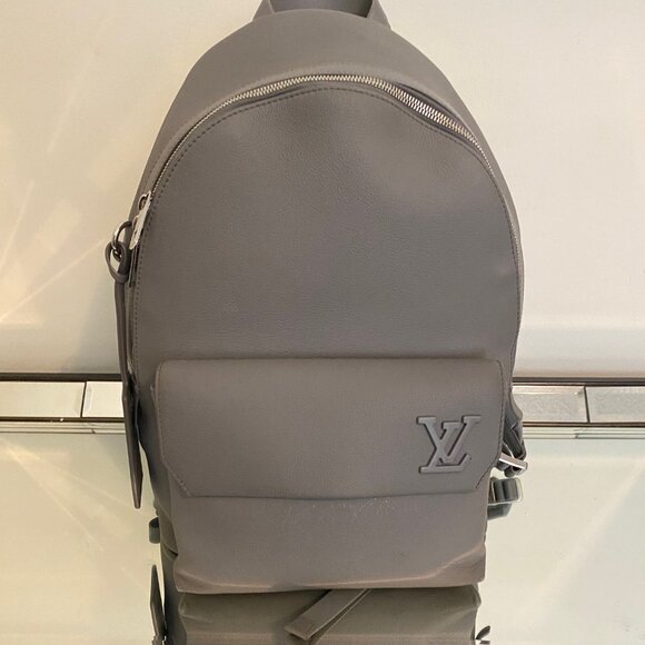 Louis Vuitton MM Backpacks and Telfar Large  Duffle Bag - Picture 3 of 8